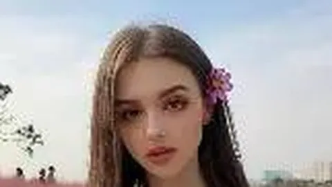 广东队主场遭遇40分惨痛滑铁卢，杜锋表情凝重，朱芳雨需警醒职场态度！